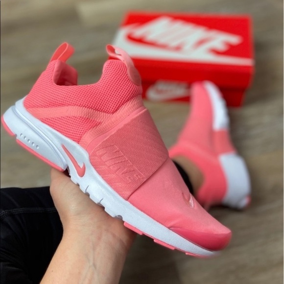 Nike Shoes - NEW Nike Presto Extreme